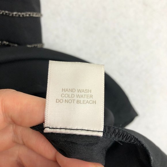 Line & Dot Women's Size Medium Black Chain Detail Sleeveless Crepe Blouse - Picture 9 of 11